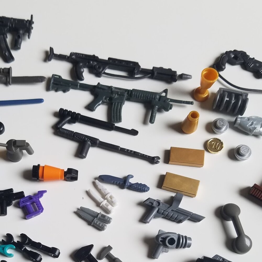 Lego Miscellaneous Weapon, Tools & More! - Picture 8 of 12